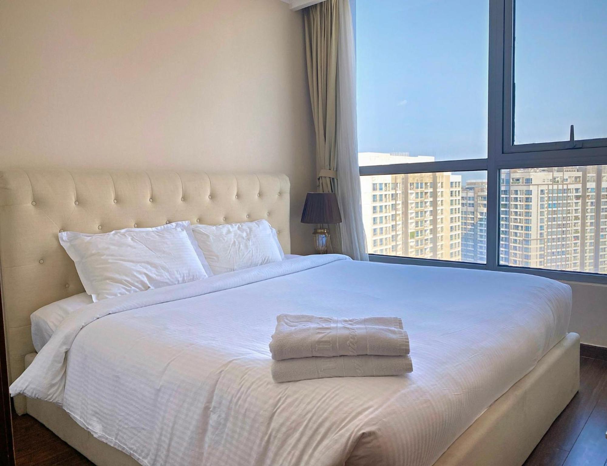 Landmark 81 Luxury Apartments: Iconic Skyscraper Living Ho Chi Minh City Exterior photo